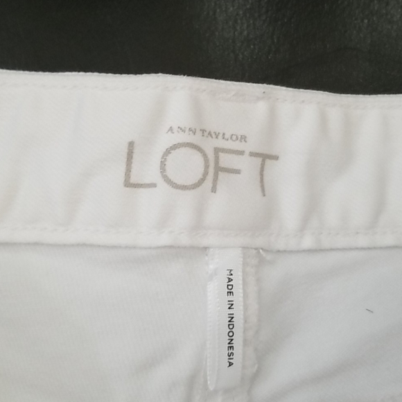 Loft white cuffed denim shorts - Picture 2 of 4
